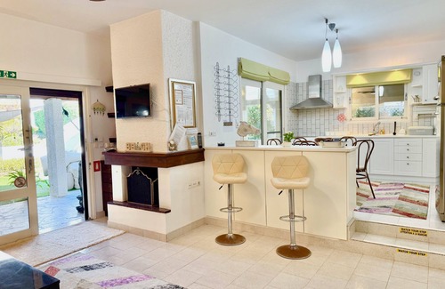 Plepi Villa | Villasonboard Dock Villa 3Bed Sleeps8 Porto Hydra