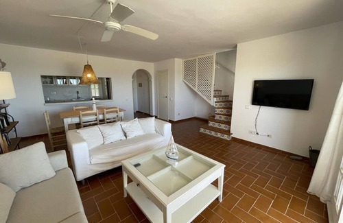 Coves Noves Apartment | VILLASTAR by Riera Rossello