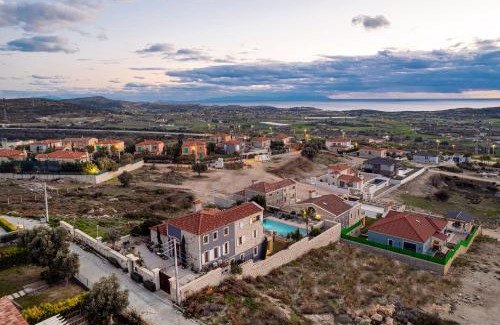 Cesme Villa | VillaSunset with Sea, Chios and Sunset View