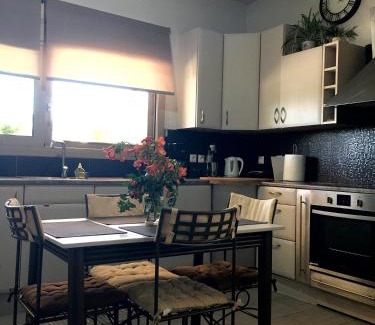 Favatata Apartment | Villeta Nikol