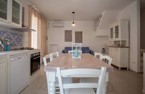 Boncore Villa | Villetta Clara, holiday house close to the beach