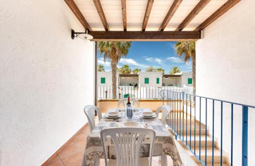 Porto Cesareo House | Villini Andromeda by BarbarHouse