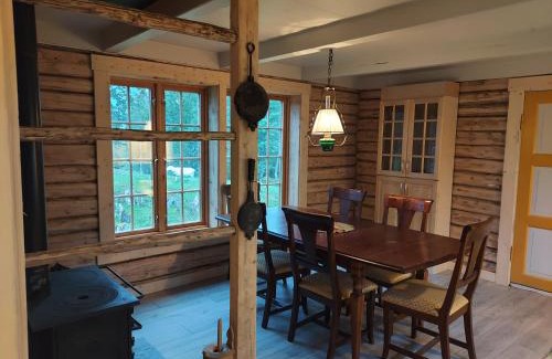 Hattfjelldal House | Villmarksgård tømmerstue