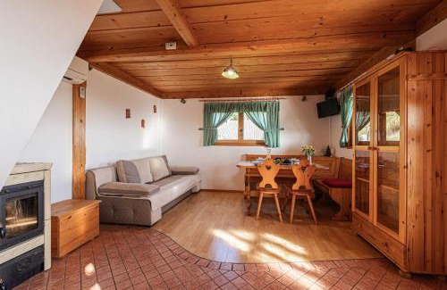 Srednje Grcevje House | Vineyard Chalet Hansel and Gretel - Happy Rentals