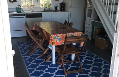 Chilmark House | Vintage 1920s House W/Beach Path & Glorious Sunset Water Views