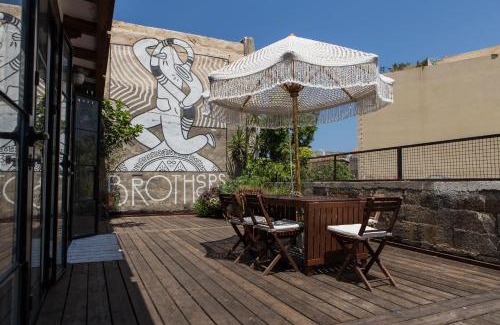 Jaffa Apartment | Vintage High Design Lofts l by Bookiz