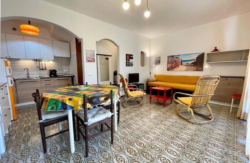 Porto Santa Margherita Villa | Vintage modern gem with private garden