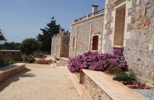 Apokoronas Villa | VIOLA SUITES,VILLA 3 with shared pool