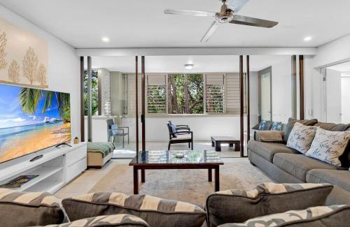 Palm Cove Apartment | Violet Drift - Beachside Escape in Sea Temple Resort