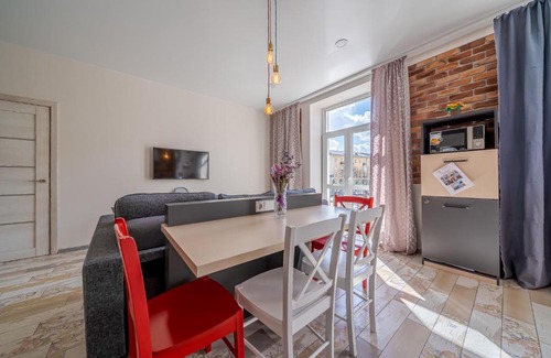 Sovetsky District Apartment | VIP European Style Apartment