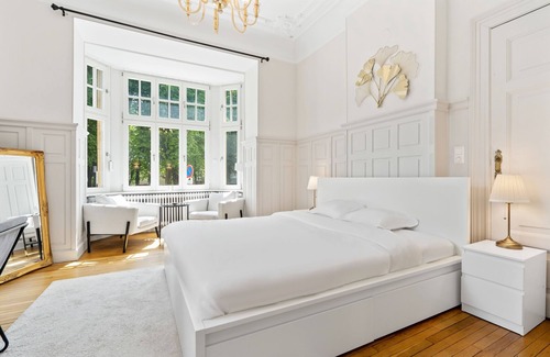 Limpertsberg Apartment | VIP Suite Apartment - 5 min walk center