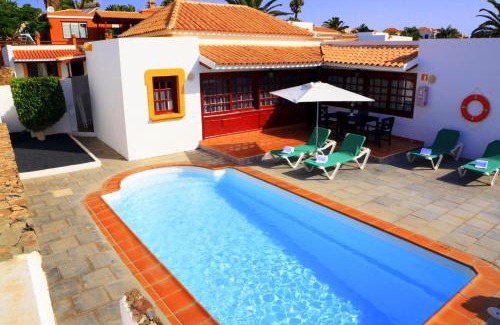 Caleta de Fuste Villa | Vip Villas - Caleta Dorada