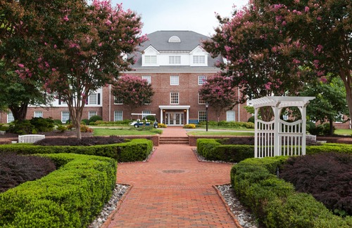 Glen Allen Hotel | Virginia Crossings Hotel, Tapestry Collection by Hilton