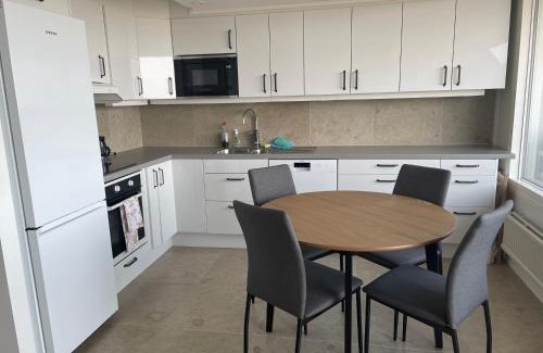 Visby Apartment | Visby Snäck Lägenheter, Havsutsikt & Pool