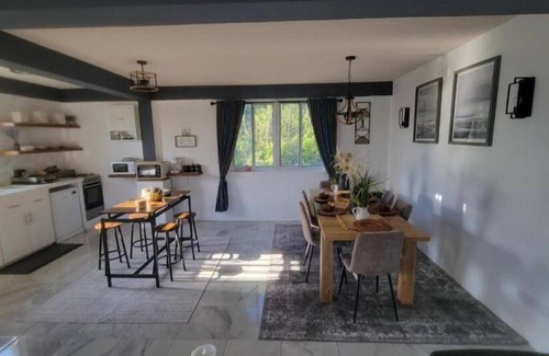 Portsmouth House | Visconti Guest House