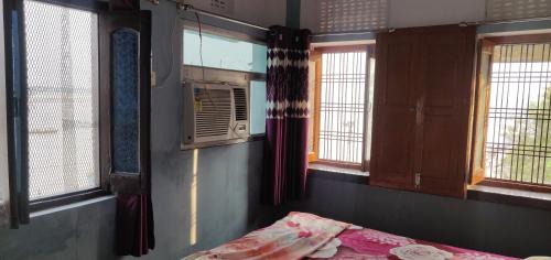 Varanasi House | Vishnu Rest House