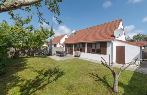 Bredene House | Vissershuis 214 by Interhome
