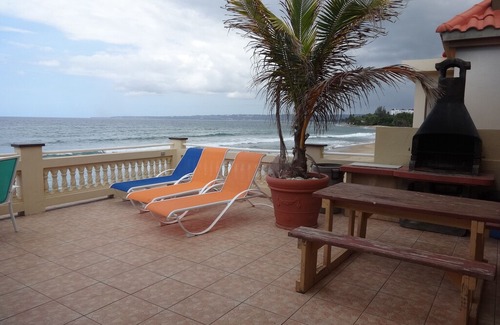 Rio Grande House | Vista Azul Beach House Near Rincon / Casa De Playa Vista Azul