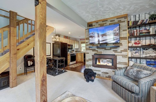 Breckenridge Cabin | Vista Blanca is an adorable cabin with breathtaking views of the mountains!