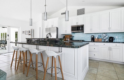 Palm Beach - West Palm Beach House | Vista Bonita - Private Pool, Fire Pit, Mins to DT