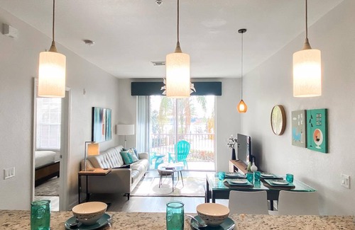 Florida Central Atlantic Coast Apartment | Vista Cay Lake View Treasure Fab Location by Pool Near Parks & OCCC