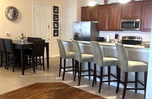 Florida Central Atlantic Coast Condo | Vista Cay Luxury Cabana. Near all theme Parks and walk to Conventions.