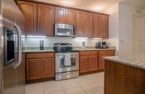 Florida Central Atlantic Coast Condo | Vista Cay Luxury Poolside Escape. Near all theme parks and walk to conventions