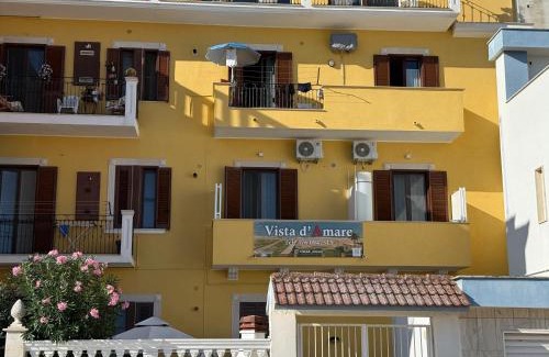 Margherita di Savoia House | Vista d'Amare