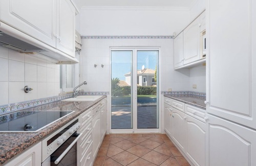 Vale do Garrao House | Vista do Mar e Golf by Interhome