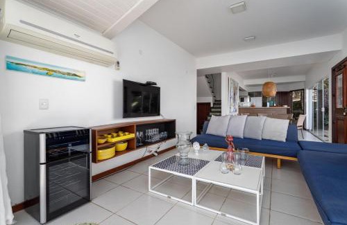 Joao Fernandes House | Vista Mar - João Fernandes - 4 suítes, piscina e área Gourmet - 10 Pessoas