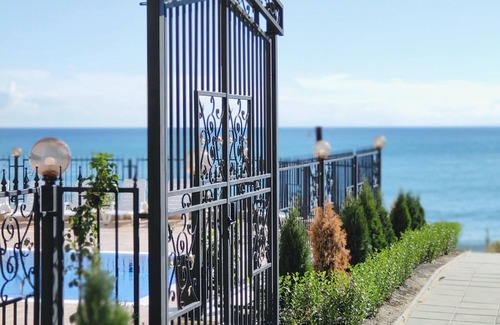 Yurta Condo | "Vista Mare". New vacation apartment right on the beach in the Mary Beach property
