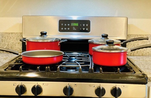 Sparks House | Vista Retreat,10 Min to Convention Center,4TVs