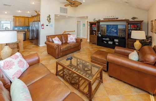 Sandbridge House | Vista Royale | Oceanfront | Private Pool and Hot Tub