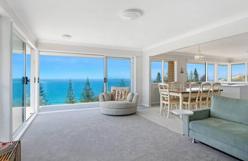 Kiama House | Vitamin Sea - Just what the doctor ordered.