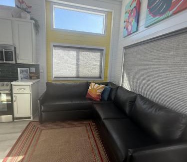 Parker Strip House | Viva La Vida! Roadrunner Resort