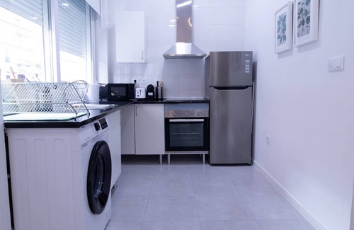 Trinitat Apartment | Viveros 1 by Concept Flats