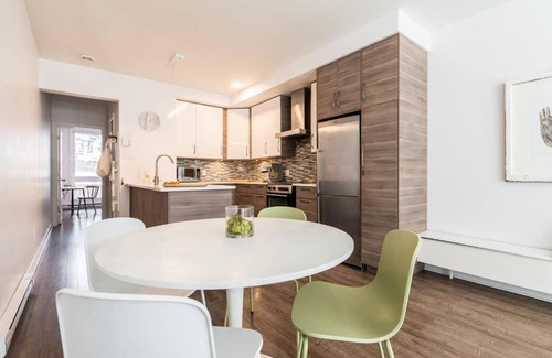 Plateau Mont Royal Apartment | Vivez la vie Montréalaise