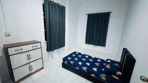 Kampung Tambalugu House | Vivi Villa Homestay