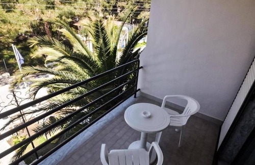 Ormos Prinou House | Vlachogiannis Hotel - Triple Room 1