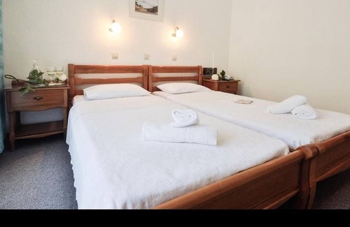 Ormos Prinou House | Vlachogiannis Hotel - Triple Room 3