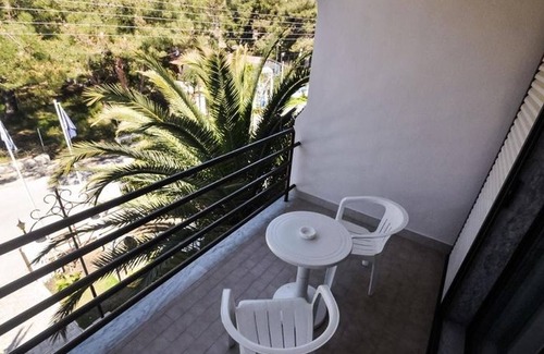 Ormos Prinou House | Vlachogiannis Hotel - Triple Room 3