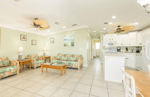 Cudjoe Key House | VO 173 2 Bed 2 Bath Silt Canal-Front, Ocean View