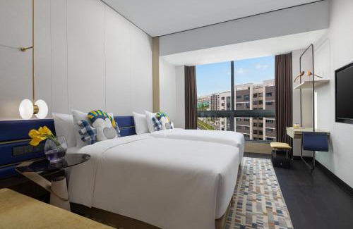 Minhang Hotel | voco Suites Shanghai Hongqiao CBD by IHG