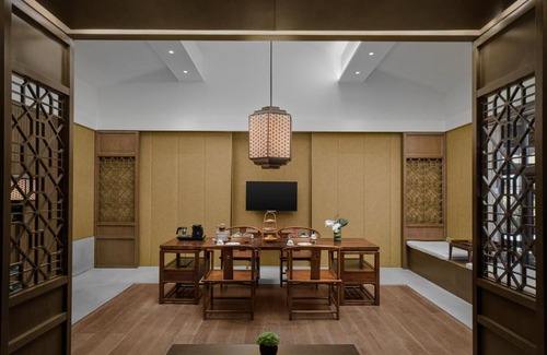 Zhengzhou Hotel | voco Zhengzhou Garden Expo by IHG