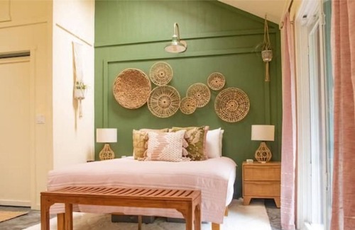 Royal Hawaiian Estates Cottage | Volcano Plantation Cottage Volcanoes National Park 2 bedroom 1 bath
