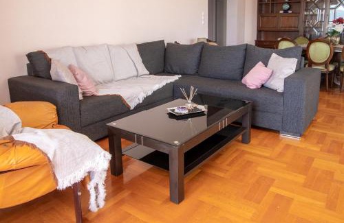 Volos City Centre Apartment | Volos Large Apartment Sea View