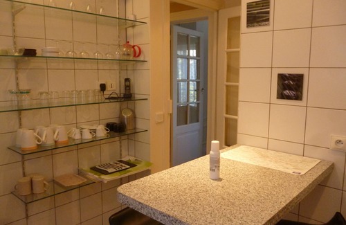 Quartier de la Roquette Apartment | Voltaire. 62m2 apartment with parking.