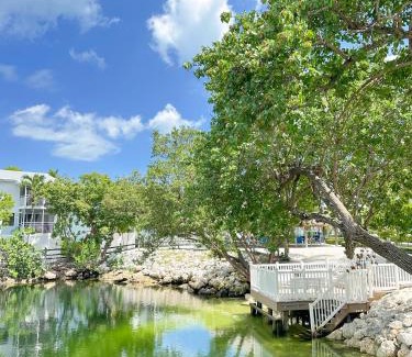 Key Largo Apartment | VOTED KEY LARGO'S #1 DESTINATION, Pool, Marina, Kayaks, Tennis, Pickle Ball