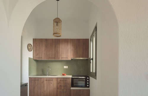 Istron Apartment | Voulisma Hills Apt 4, By IdealStay Experience