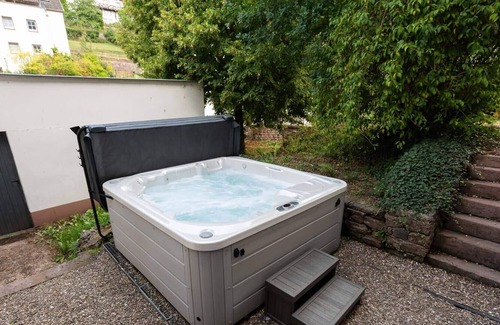 Malberg House | Vrbo Property